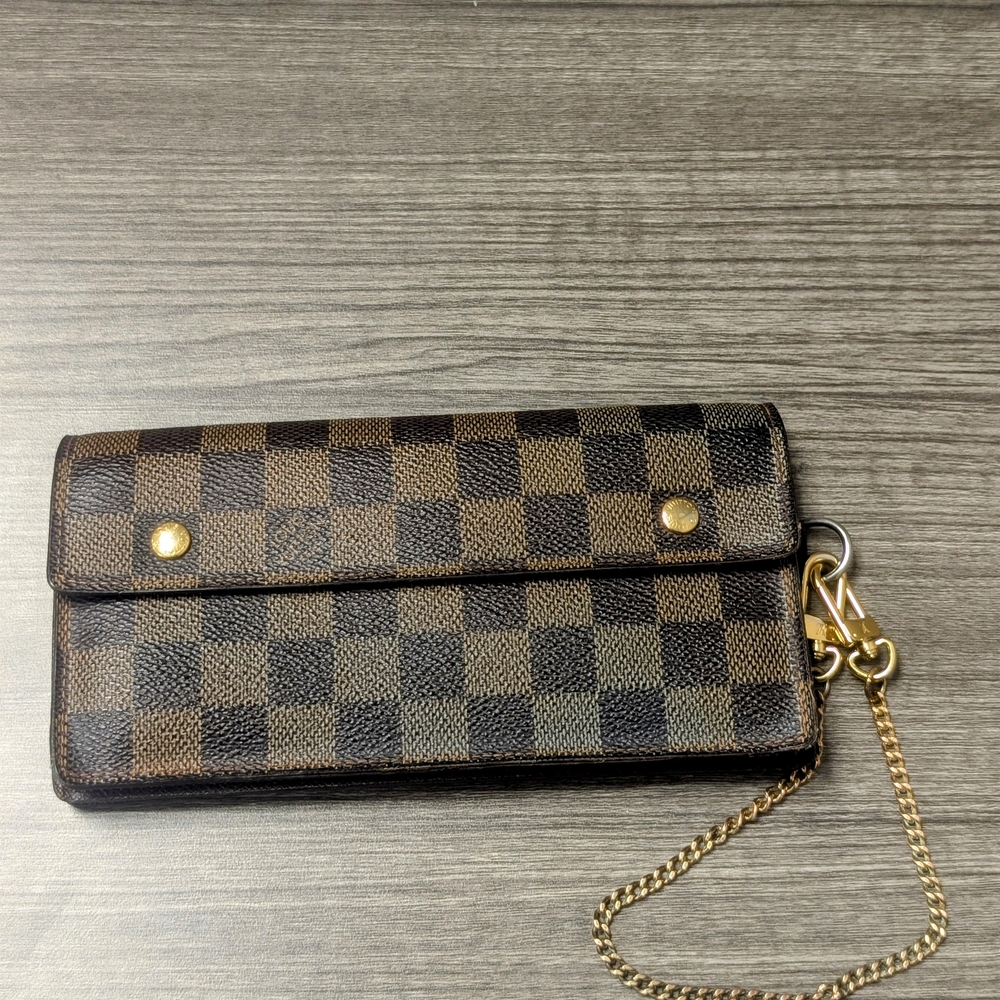 Louis Vuitton Damier Ebene Accordion Wallet With Chain